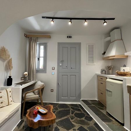 Mikri Kamara Suite Tripótamos Екстериор снимка