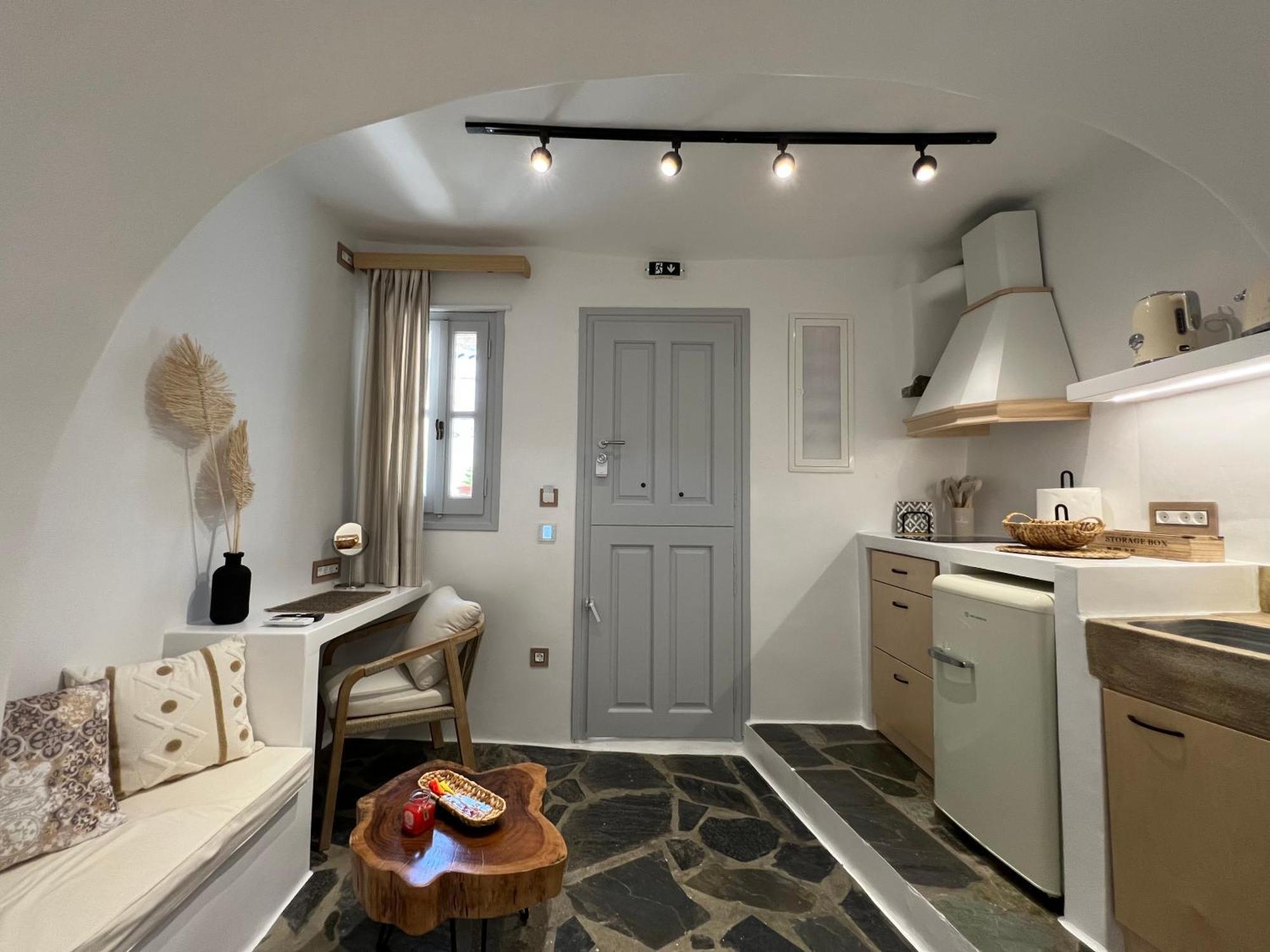 Mikri Kamara Suite Tripótamos Екстериор снимка