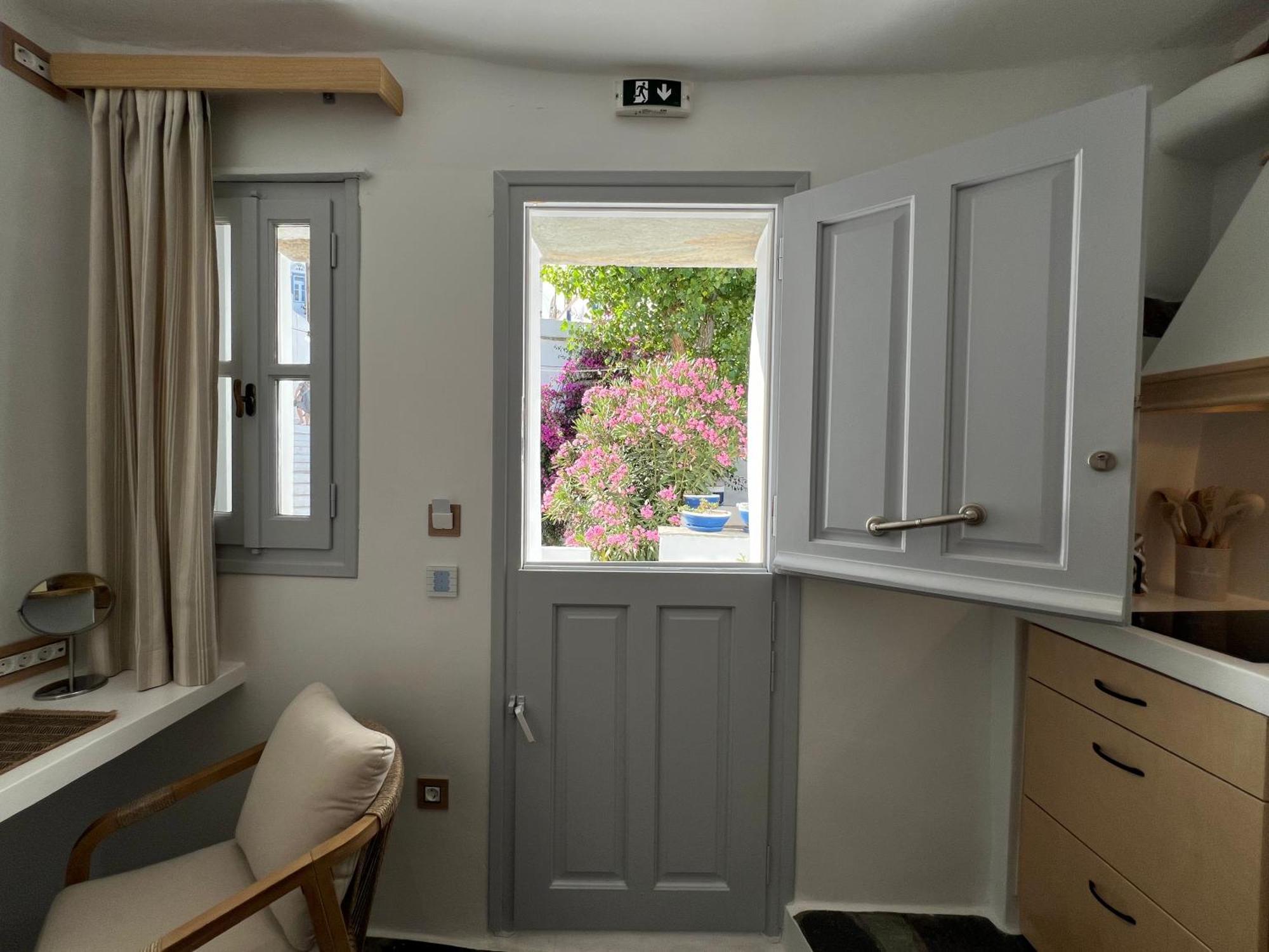 Mikri Kamara Suite Tripótamos Екстериор снимка